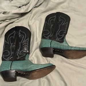 Tony Llama boots, excellent condition